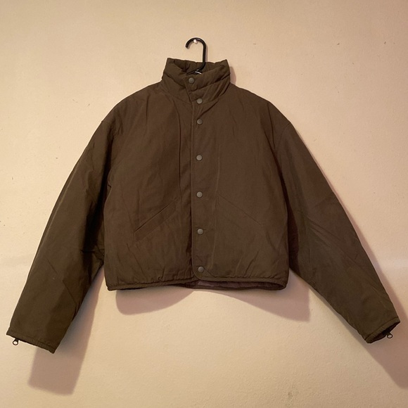 Uniqlo U Warmer Jacket NWT - Picture 11 of 16